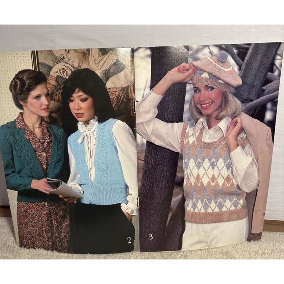 Vintage Beehive Pattern Book 434 Knitting Patterns Sweaters Cardigans Vests - Picture 3 of 6
